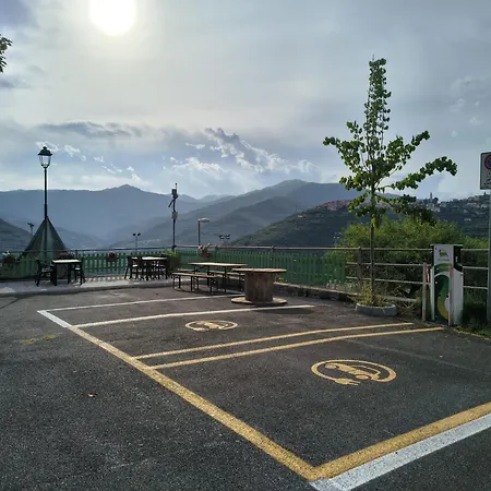 La Casetta Di Dora Сasa de vacaciones Chiusanico