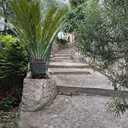 Nyaraló La Casetta Di Dora *