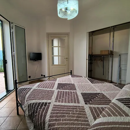 La Casetta Di Dora בית נופש