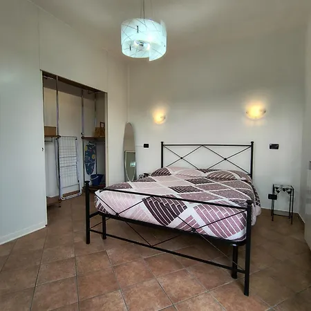 בית נופש La Casetta Di Dora *